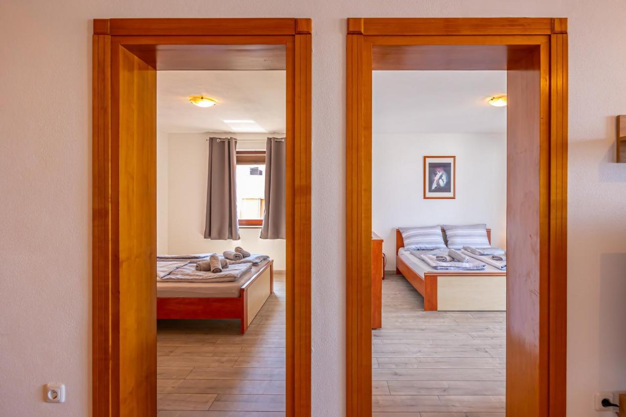 Apartments Lacic 2 Crikvenica Buitenkant foto