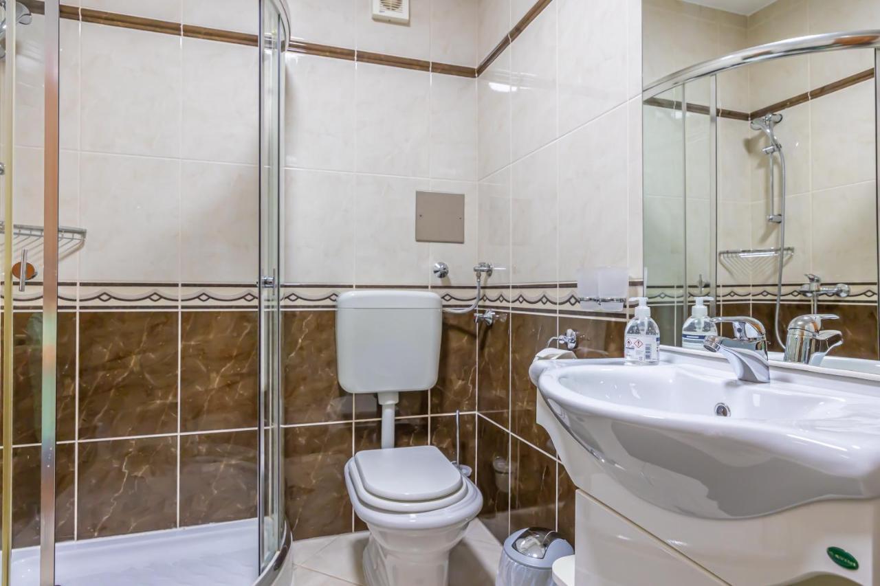 Apartments Lacic 2 Crikvenica Buitenkant foto